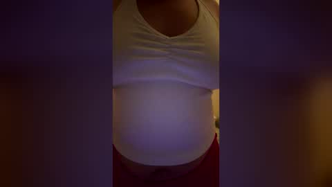 Snapshot of hunnybe33 chatting on 27, 7, 2026 hunnybe33 online show from 27, 7, 2026