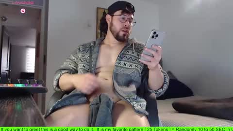 Snapshot of hunter_of_mn chatting on 8, 10, 2025 online show from 8, 10, 2025