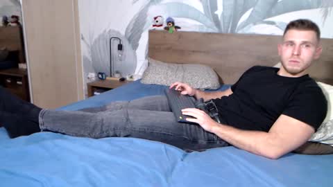 Snapshot of hunterbridges chatting on 23, 1, 2025 Hunter Bridges online show from 23, 1, 2025