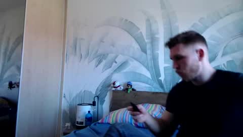 Snapshot of hunterbridges chatting on 1, 3, 2025 Hunter Bridges online show from 1, 3, 2025