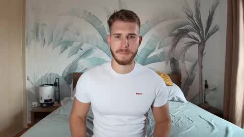 Snapshot of hunterbridges chatting on 12, 10, 2025 Hunter Bridges online show from 12, 10, 2025