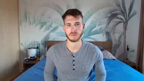 Snapshot of hunterbridges chatting on 18, 10, 2025 Hunter Bridges online show from 18, 10, 2025