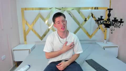 hunterheat_ online show from 12, 9, 2025