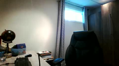 hurley7890 online show from 10, 1, 2025