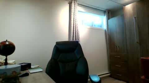 hurley7890 online show from 18, 2, 2025