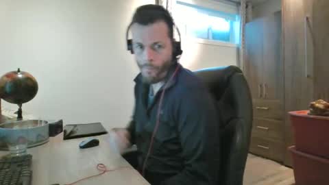 hurley7890 online show from 19, 2, 2025