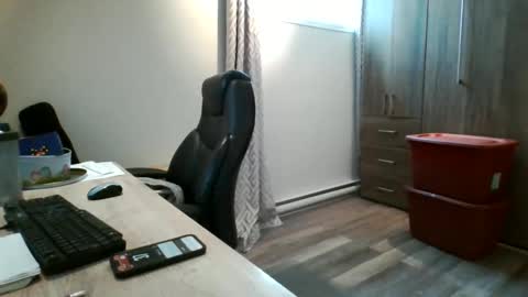 hurley7890 online show from 10, 3, 2025