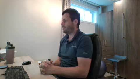 Snapshot of hurley7890 chatting on 7, 7, 2026 hurley7890 online show from 7, 7, 2026