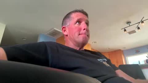 Snapshot of hvacstud4 chatting on 23, 11, 2025 hvacstud4 online show from 23, 11, 2025