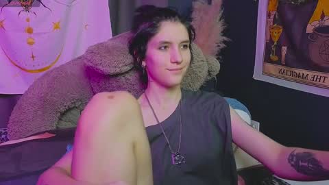 Hyeon Jin online show from 22, 1, 2025