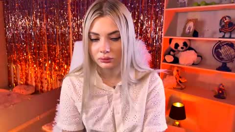 hyileyclark online show from 28, 4, 2026