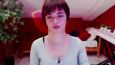 Julia online show from 10, 9, 2025