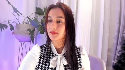 Lucy online show from 30, 12, 2024