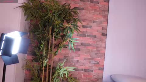 Lucy online show from 9, 2, 2025