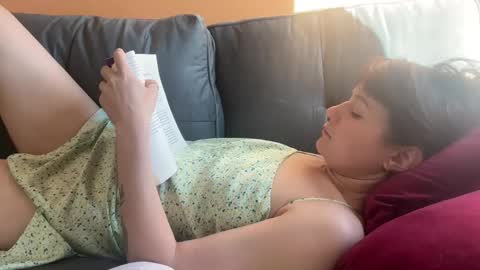 Olive online show from 11, 2, 2026