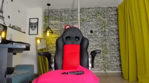 Snapshot of iam_samy chatting on 8, 3, 2025 Samy online show from 8, 3, 2025