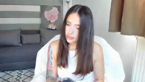 Baby Gal online show from 25, 7, 2026
