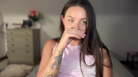 Crystal online show from 9, 9, 2025