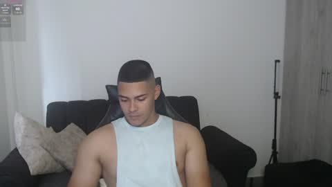 Dylan  independent model  online show from 26, 6, 2026