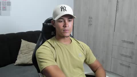 Dylan  independent model  online show from 25, 7, 2026