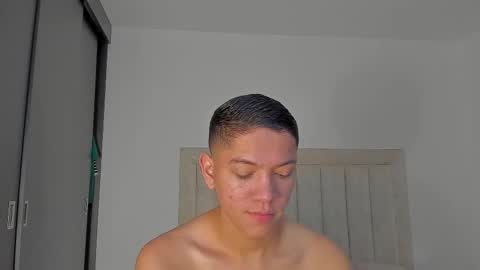 Juliiiiian online show from 5, 2, 2026