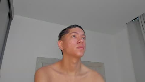 Juliiiiian online show from 21, 4, 2026