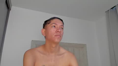 Juliiiiian online show from 22, 4, 2026