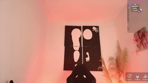 IM LOLA  online show from 9, 10, 2025