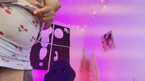 IM LOLA  online show from 18, 12, 2025