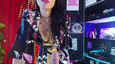 Snapshot of iammistressk chatting on 10, 1, 2025 Mistress K online show from 10, 1, 2025