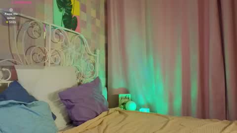 Ian online show from 6, 3, 2026