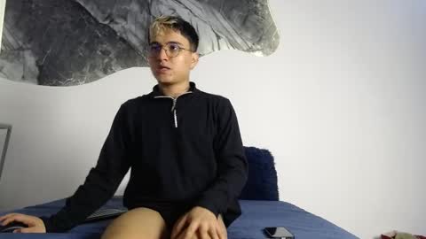 ian_storm online show from 24, 4, 2026