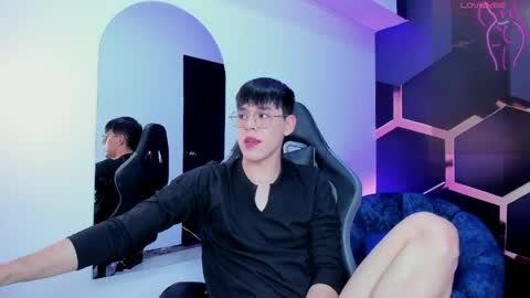 Ian  online show from 26, 4, 2026