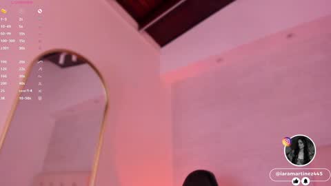 Snapshot of iara_martinez chatting on 15, 12, 2024 I A R A online show from 15, 12, 2024