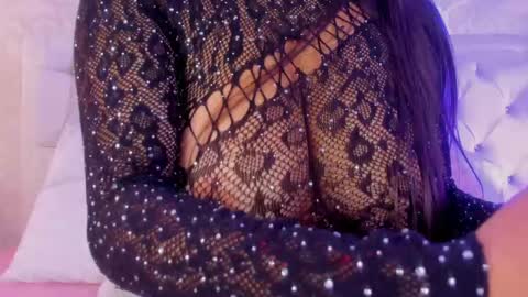  iara smith  online show from 15, 9, 2025