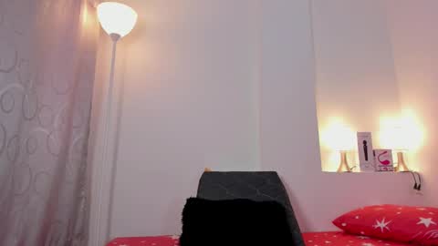 Snapshot of ice_grace chatting on 4, 3, 2025 ice online show from 4, 3, 2025