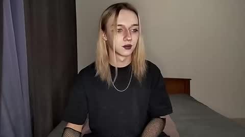 Snapshot of icebenz chatting on 19, 12, 2025 Jade online show from 19, 12, 2025