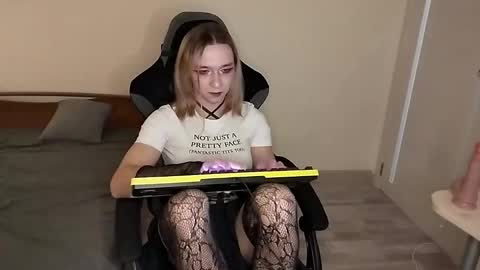 Snapshot of icebenz chatting on 3, 2, 2026 Jade online show from 3, 2, 2026