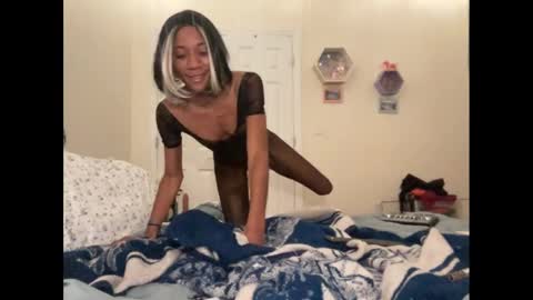 Snapshot of icedmochabree chatting on 29, 9, 2025 bree summers online show from 29, 9, 2025