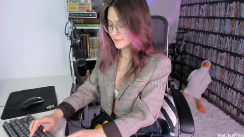 Julia online show from 21, 1, 2025