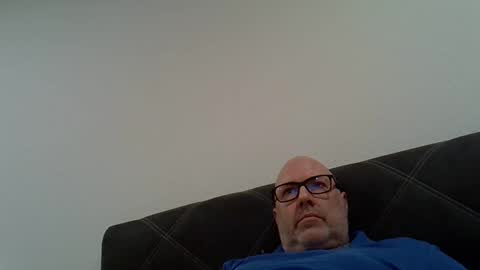 iceoli123 online show from 10, 3, 2026