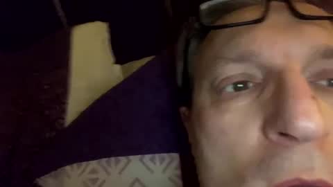 icums4u online show from 1, 2, 2025