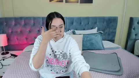 Icy online show from 28, 1, 2025