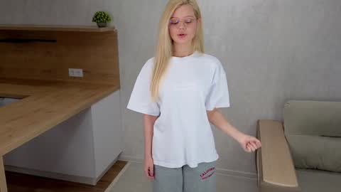 Lisa online show from 31, 1, 2025