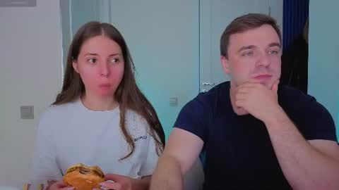 Julia and Mira online show from 30, 7, 2026
