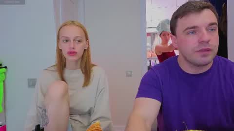 Julia and Mira online show from 1, 8, 2026