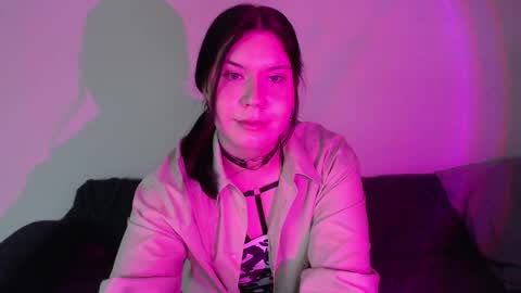 Vella online show from 11, 9, 2025