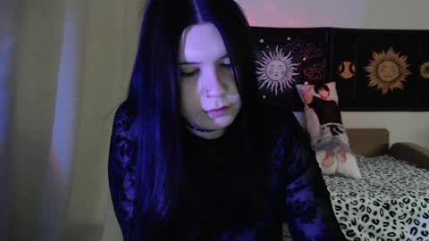 Vella online show from 5, 4, 2026