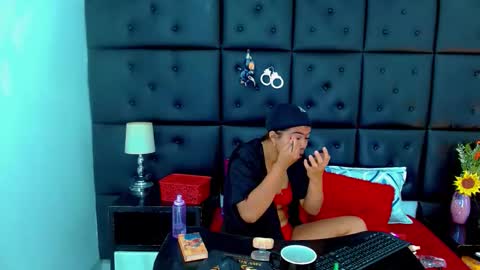 iisalombardi online show from 21, 4, 2026