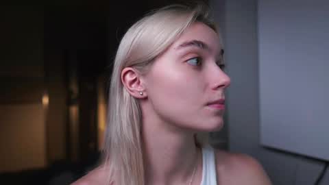 ileanacampbel online show from 9, 1, 2025